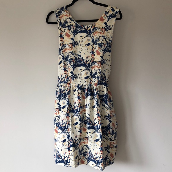 Piperlime Dresses & Skirts - 🎁 NWOT Piperlime Keyhole back dress